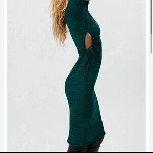 Zara Emerald green Cutout Dress long sleeve, midi with side cut outs, stretchy